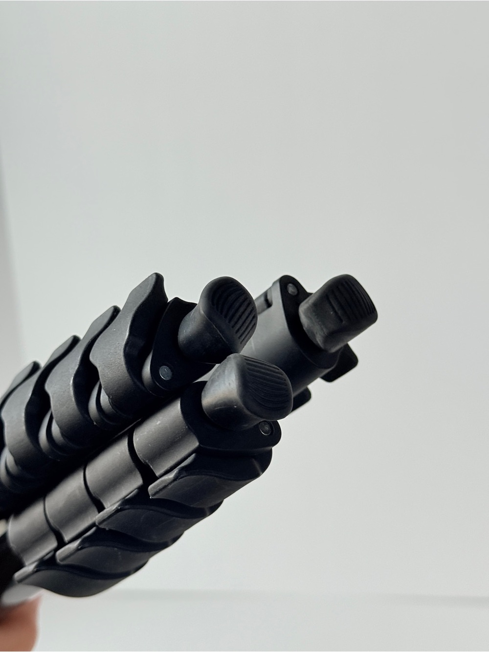 Manfrotto Black Camera Tripod with 3-Way Head - Picture 6 of 15